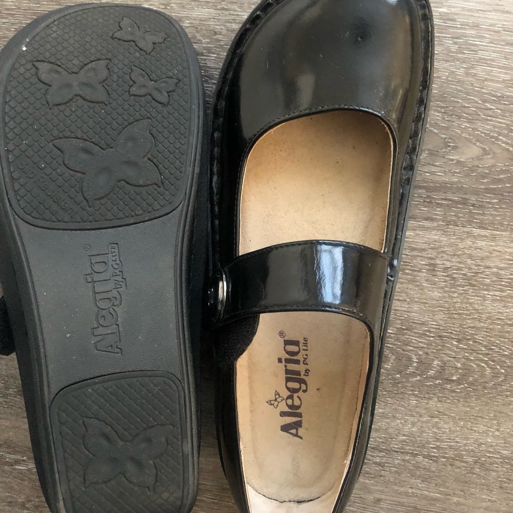 Alegria nurse shoes